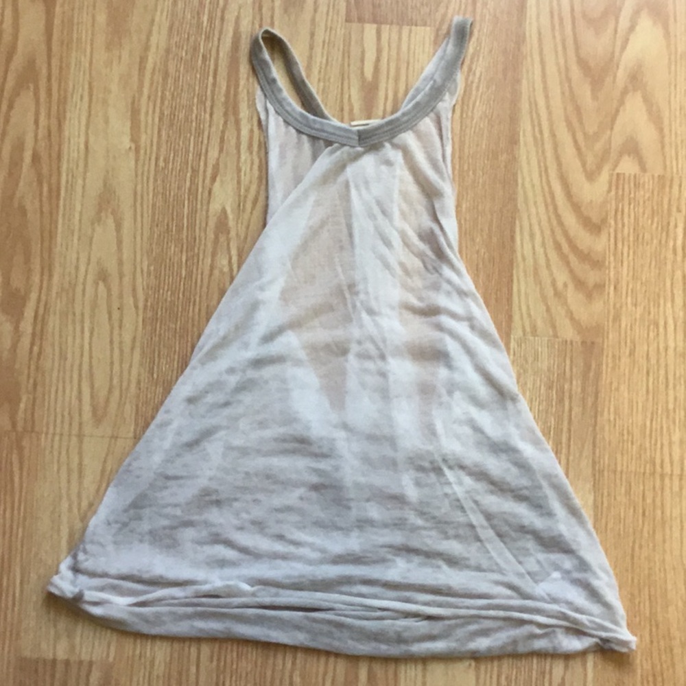 Flowy see through tank